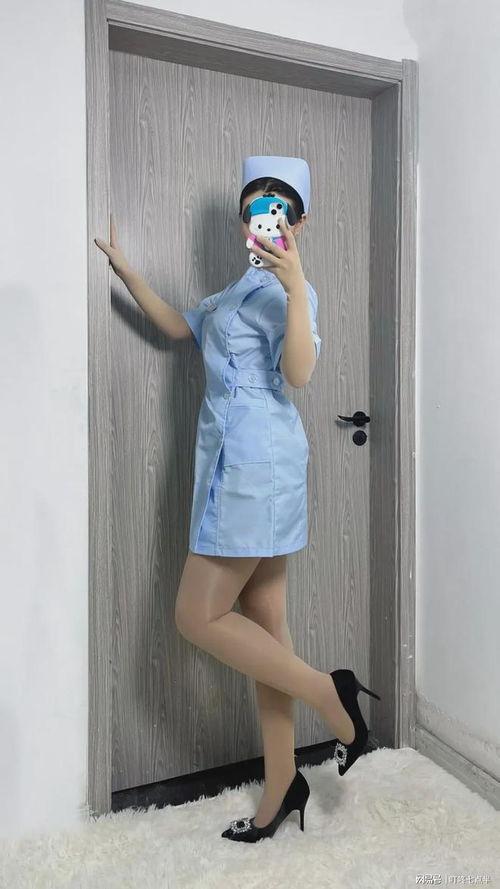 穿白丝袜的护士,优雅与专业并存的白衣天使