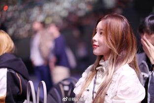 LOL明星女朋友,揭秘LOL明星女朋友的美丽传奇