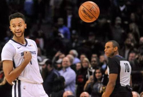 外媒爆料凯尔安德森视频